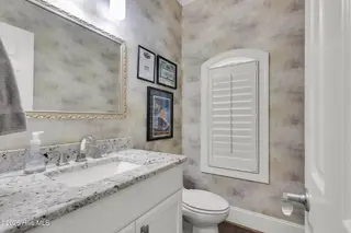 611 Creekwood Drive, Trent Woods, NC 28562 – photo 18: 611 Creekwood Drive