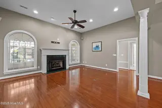 509 S Middleton Drive NW, Calabash, NC 28467 – photo 7: 44-web-or-mls-IMG_2549