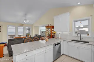 2305 S Shore Drive, Surf City, NC 28445 – photo 18: 008_6g8a7620_792