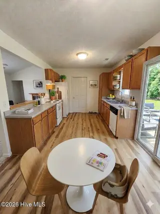 243 Parnell Road, Hubert, NC 28539 – photo 8: Kitchen AI Staged