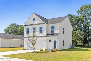 607 S Squires Run Lane, Richlands, NC 28574 – photo 2: Garrett Elevation B