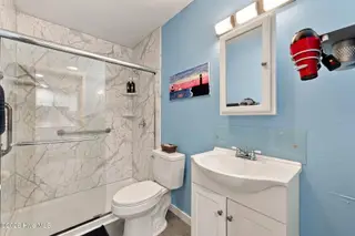 6229 Harbourside Drive, New Bern, NC 28560 – photo 23: 7-web-or-mls-0C0A4506_edit