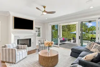 1621 S Moorings Drive, Wilmington, NC 28405 — 5-bedroom home in Landfall, Wilmington, NC, photo 19 of 76: 032_1621_south_moorings_drive_daytime_ma