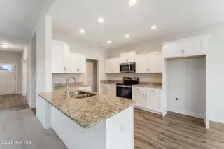 754 Secession Lane, Jacksonville, NC 28546 – photo 10: DSC09633
