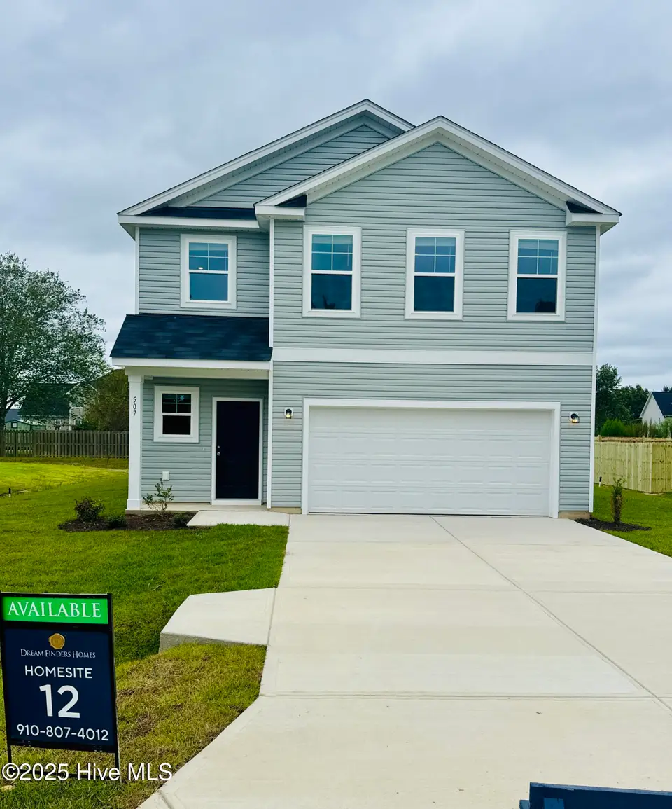 507 Sandy Hollow Drive, Jacksonville, NC 28540 – photo 1 of 31: SNDHOL0012 Exterior Photo