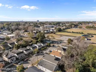 1310 Church Street, Wilmington, NC 28401 – photo 10: 5-web-or-mls-DJI_20251212100226_0443_D