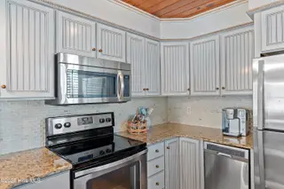 77 E First Street, Ocean Isle Beach, NC 28469 – photo 8