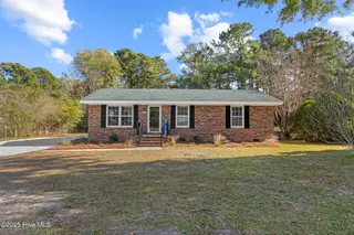 1462 Country Club Drive, Hampstead, NC 28443 – photo 1: 425A4323
