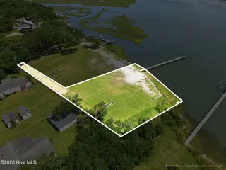 184 2 Lennoxville Point Road, Beaufort, NC 28516 – photo 2: 1-web-or-mls-DJI_20260702112928_0405_D_P