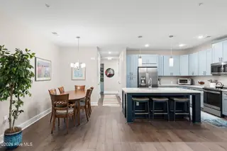 2537 St James Drive SE 901, Southport, NC 28461 — 3-bedroom condo in St James, Southport, NC, photo 19 of 46: Dining and kitchen