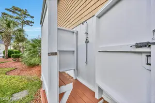 732 Ocracoke Drive, Wilmington, NC 28412 – photo 23: Outdoor Shower