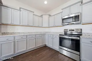 508 Seashore Street, Grimesland, NC 27837 – photo 20: 58-web-or-mls-IMG_0113
