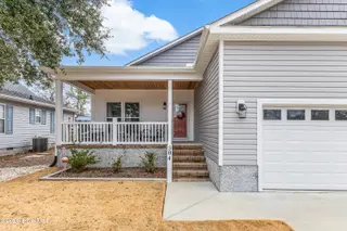 304 E Oak Island Drive, Oak Island, NC 28465 – photo 4: 304 E Oak Island-5