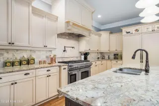 4010 Wyndmere Drive, Southport, NC 28461 – photo 20: The Art of Entertaining