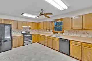 9123 Sedgley Drive, Wilmington, NC 28412 – photo 13: 9123 Sedgley Dr-23