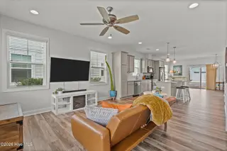 923 Wharton Avenue, Wilmington, NC 28412 – photo 8: 32-web-or-mls-DSC09245