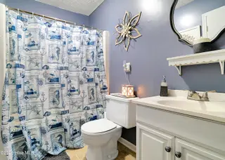 206 NE 51st Street, Oak Island, NC 28465 – photo 15: HP3V6A6693y