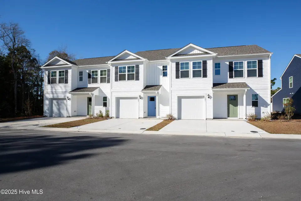 116 N Grassland Road Unit 17, Surf City, NC 28445 – photo 1 of 49: GrasslandS121-125-1FDRHL33A4342 copy