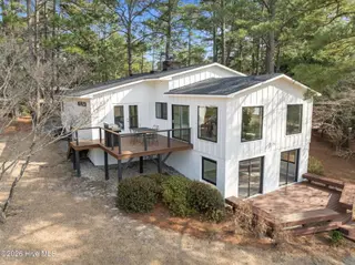 100 Lakewood Drive, Pinehurst, NC 28374 – photo 2: 47-web-or-mls-DJI_0285