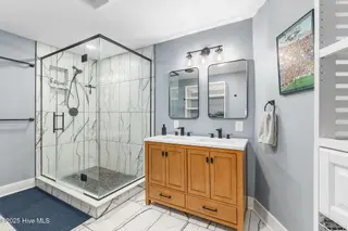 4704 Trent Woods Drive, Trent Woods, NC 28562 – photo 17: 25-web-or-mls-chadwick-visuals-4704-tren