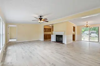 195 Bellhammon Forest Drive, Rocky Point, NC 28457 – photo 10