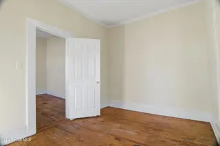 221 S 11th Street, Wilmington, NC 28401 – photo 13: 16_bedroom1-3