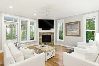 404 Cades Trail, Southport, NC 28461 – photo 12: 7_404_cades_trail_007
