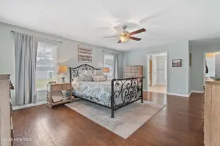 5874 Lake Joel Drive SW, Ocean Isle Beach, NC 28469 — 3-bedroom home in Crownstream, Ocean Isle Beach, NC, photo 21 of 47: 5874LakeJoelDrSW - 23
