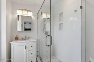 2306 Emerald Drive 11, Emerald Isle, NC 28594 – photo 16: 10-web-or-mls-1S3A9052