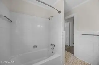 2704 Shawnee Place, Greenville, NC 27834 – photo 21: 42-web-or-mls-IMG_7076