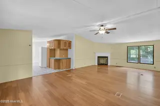 2092 John Henry Store Road, Currie, NC 28435 — 3-bedroom manufactured home, Currie, NC, photo 9 of 30: 8_2092 john henry store rd-00008