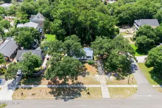 2607 W Oak Island Drive, Oak Island, NC 28465 – photo 2