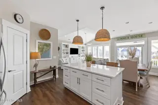310 Oceanaire Lane, Surf City, NC 28445 – photo 10: 020_310_oceanaire_lane-20_840