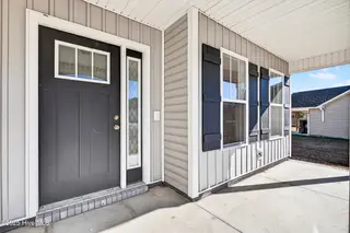 401 Mccall Drive, Jacksonville, NC 28540 – photo 8: 04