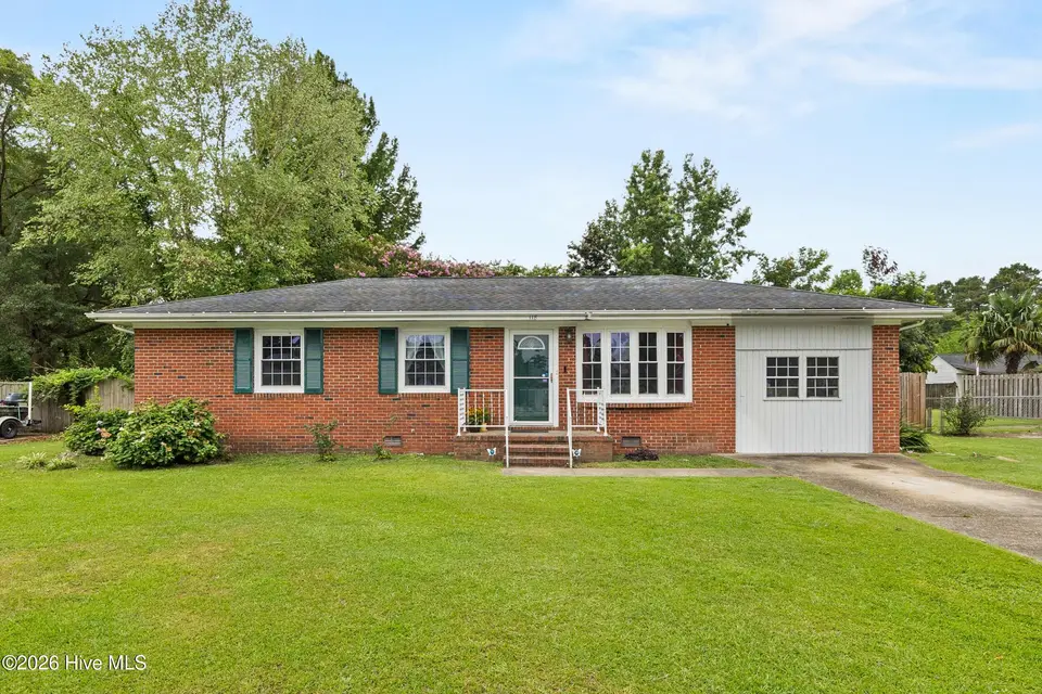 118 Princeton Drive, Jacksonville, NC 28546 – photo 1 of 30