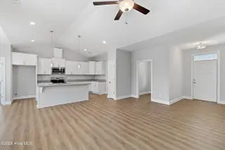 13 N High Point Road, Southport, NC 28461 — 3-bedroom home in Boiling Spring Lakes, Southport, NC, photo 11 of 60
