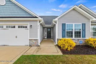 256 Wood House Drive, Jacksonville, NC 28546 – photo 2: 425A8640