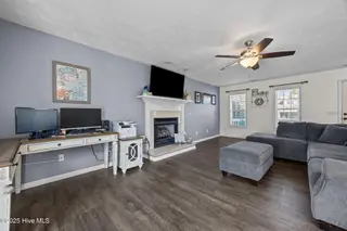 227 Rutherford Way, Jacksonville, NC 28540 – photo 7: 9-web-or-mls-227 Rutherford Way 18
