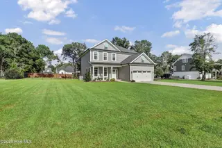235 Topsail Watch Drive, Hampstead, NC 28443 — 3-bedroom home in Topsail Watch, Hampstead, NC, photo 2 of 58: 15-web-or-mls-6G8A9303