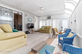 2731 Blue Bounty Road SW, Supply, NC 28462 — 3-bedroom manufactured home in Sea Trace, Supply, NC, photo 13 of 43: 14-web-or-mls-CAMMediaLLC.com 2731-10