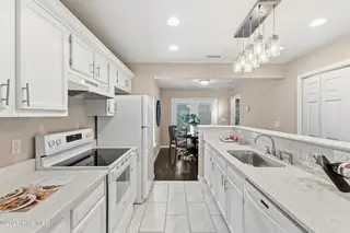 907 N 11th Street, Wilmington, NC 28401 – photo 10: 11_501a4340