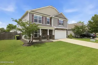 321 Ginger Drive, New Bern, NC 28560 – photo 5: 3-web-or-mls-0C0A8308