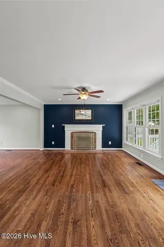 103 Marina Court, Jacksonville, NC 28540 — 4-bedroom home in Riverwood Estates, Jacksonville, NC, photo 9 of 53