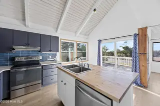 8439 River Road, Wilmington, NC 28412 – photo 8: 8439 River Rd Kitchen (4)