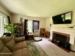 238 Old Nassau Road, Williston, NC 28589 – photo 12: Living