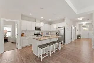 128 Hanover Lakes Drive, Wilmington, NC 28401 — 3-bedroom home in Hanover Lakes, Wilmington, NC, photo 10 of 41: 10_img_9103