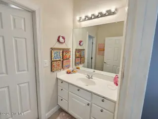 251 Whites Crossing Lane, Whiteville, NC 28472 – photo 23: Jack and Jill Bath
