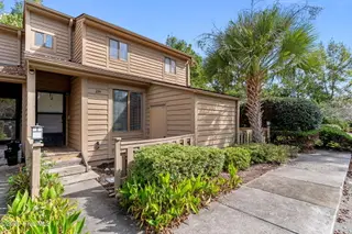 231 Saint Luke Court, Wilmington, NC 28409 — 2-bedroom waterfront townhome in Caneel Cove, Wilmington, NC, photo 2 of 38: 9-web-or-mls-BTS02125