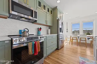 515 N Topsail Drive, Surf City, NC 28445 – photo 19: 36-web-or-mls-_RAD8864