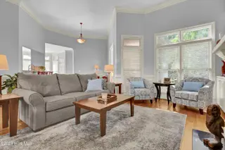804 Oak Creek Place, Wilmington, NC 28405 — 4-bedroom home in Landfall, Wilmington, NC, photo 10 of 60: 010_img_3401_917